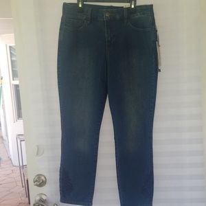 NYDJ w/Slimming Panels Alina Style  size smaller